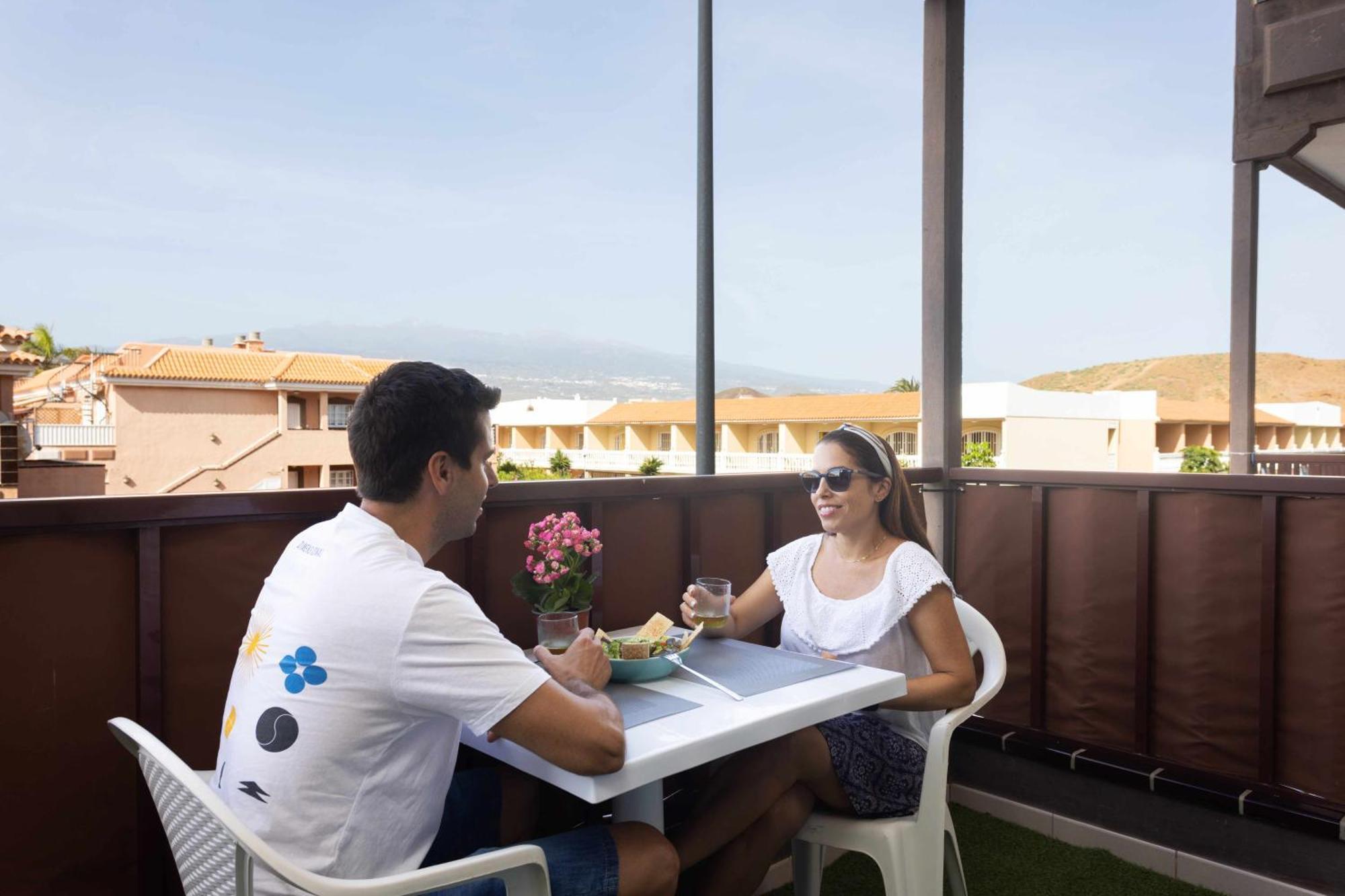 Appartamento Agradable Piso Con Piscina & Playa Terraza Y Wifi Costa Del Silencio Esterno foto